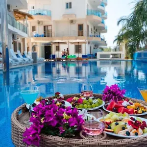  Aparthotel Sea La Vie By Anna